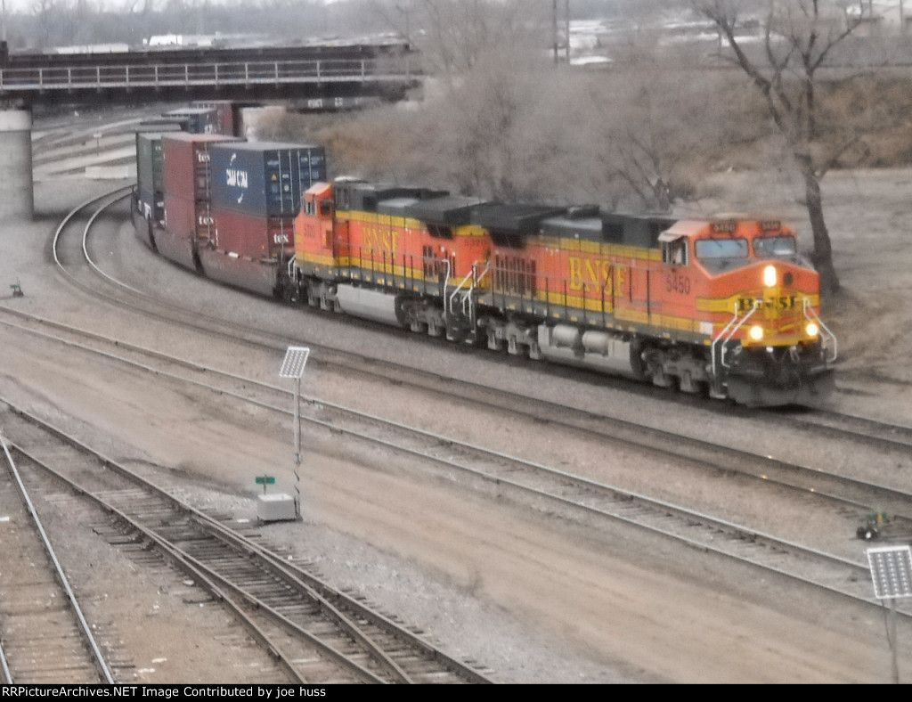 BNSF 5450 East